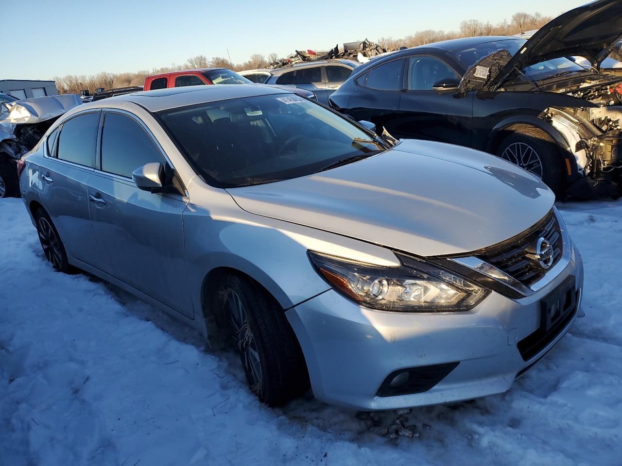2016 NISSAN ALTIMA 2.5 - Фото 4