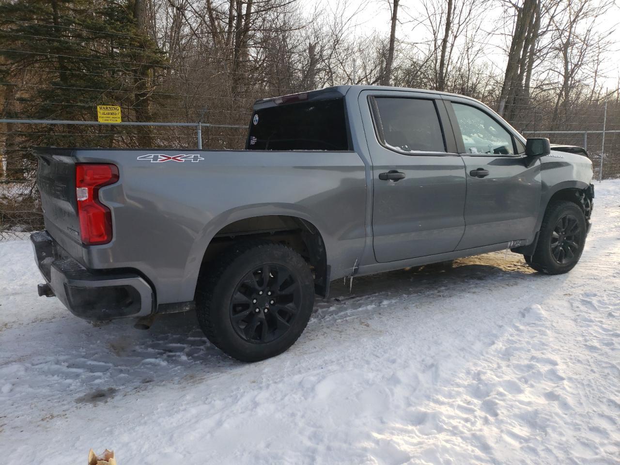 2021 CHEVROLET SILVERADO - Фото 3
