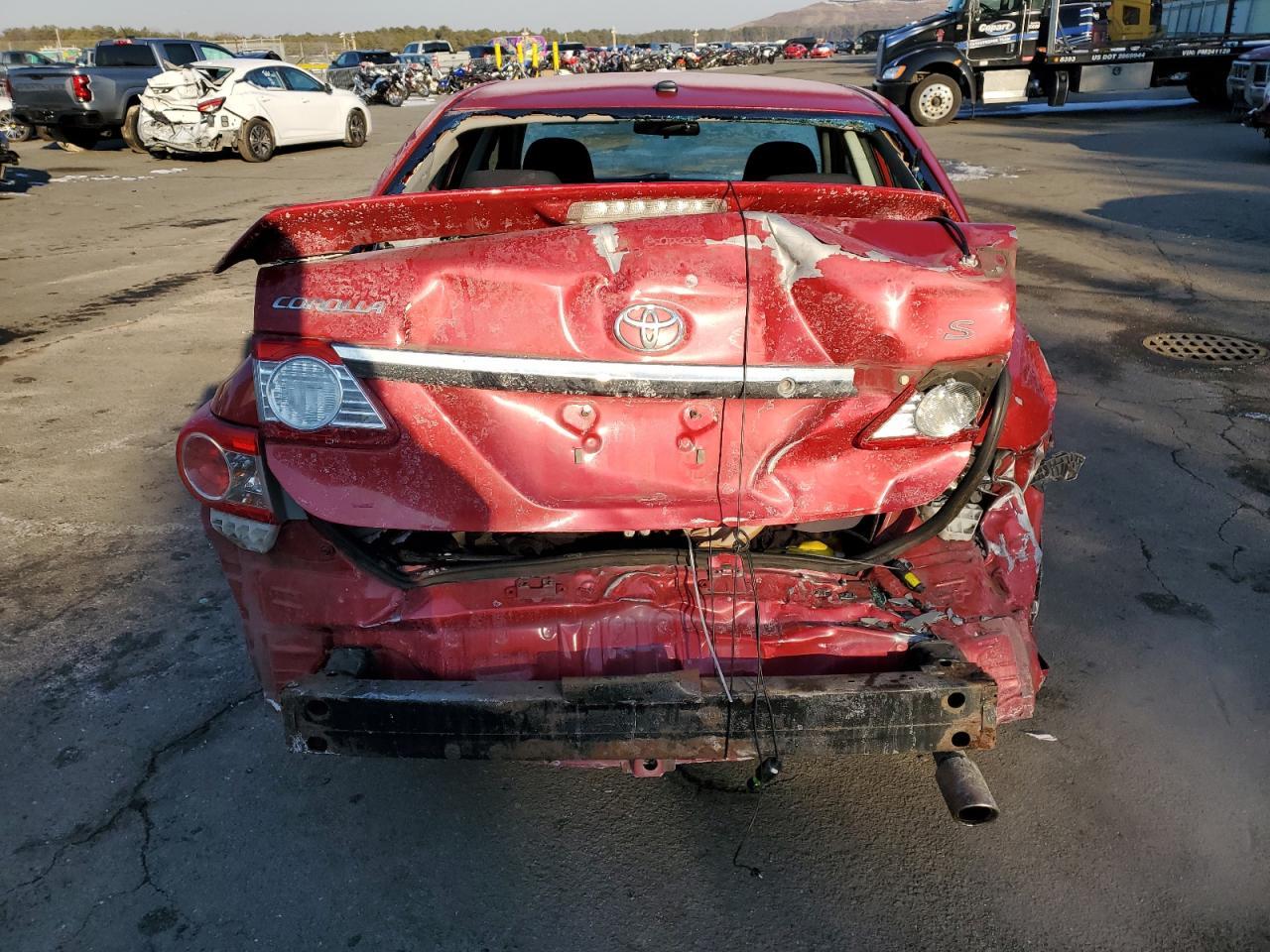 2013 TOYOTA COROLLA BA - Image 6