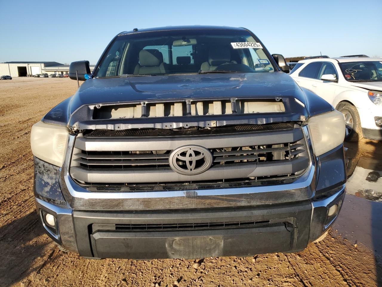 2014 TOYOTA TUNDRA DOU - Image 5