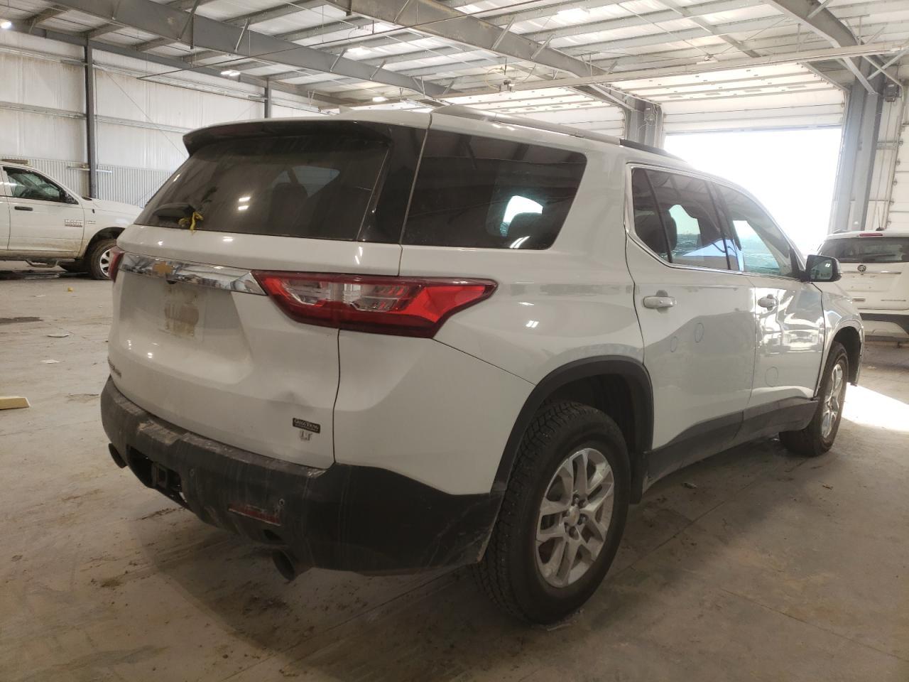 2018 CHEVROLET TRAVERSE L - Фото 3