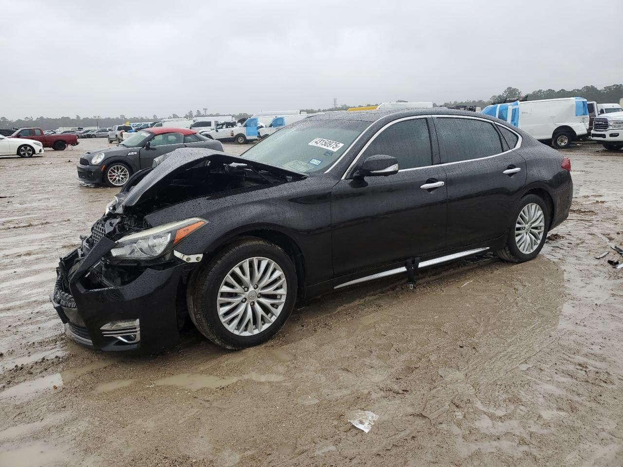 2015 INFINITI Q70L 3.7