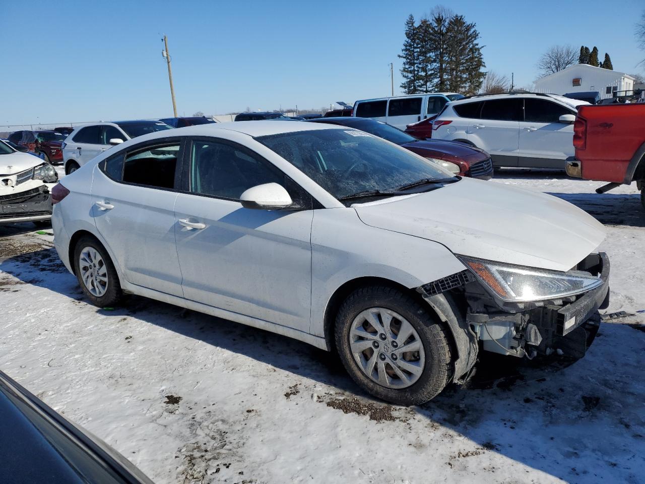 2019 HYUNDAI ELANTRA SE - Фото 4