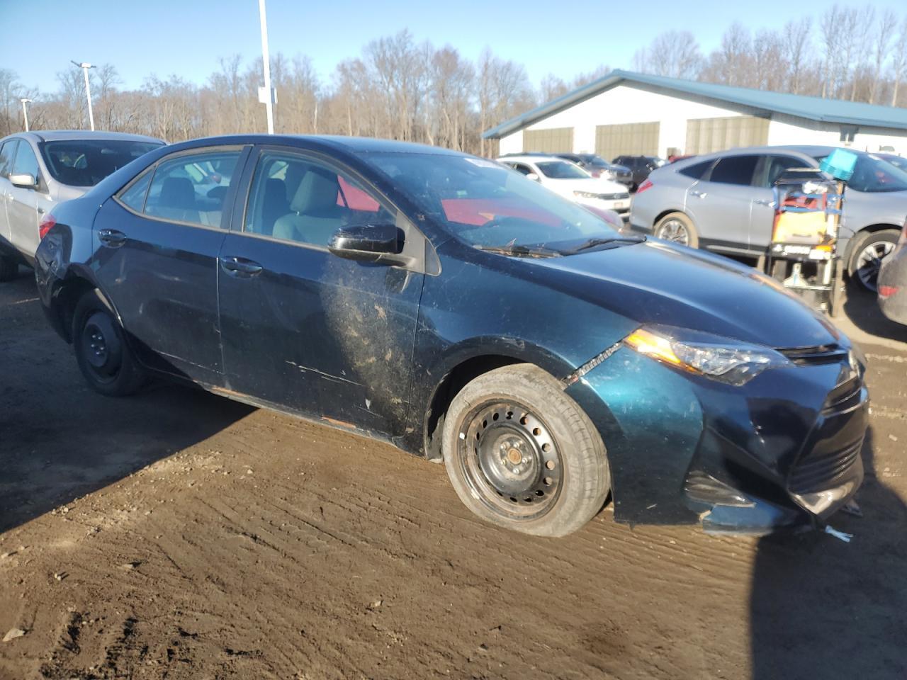 2018 TOYOTA COROLLA L - Image 4