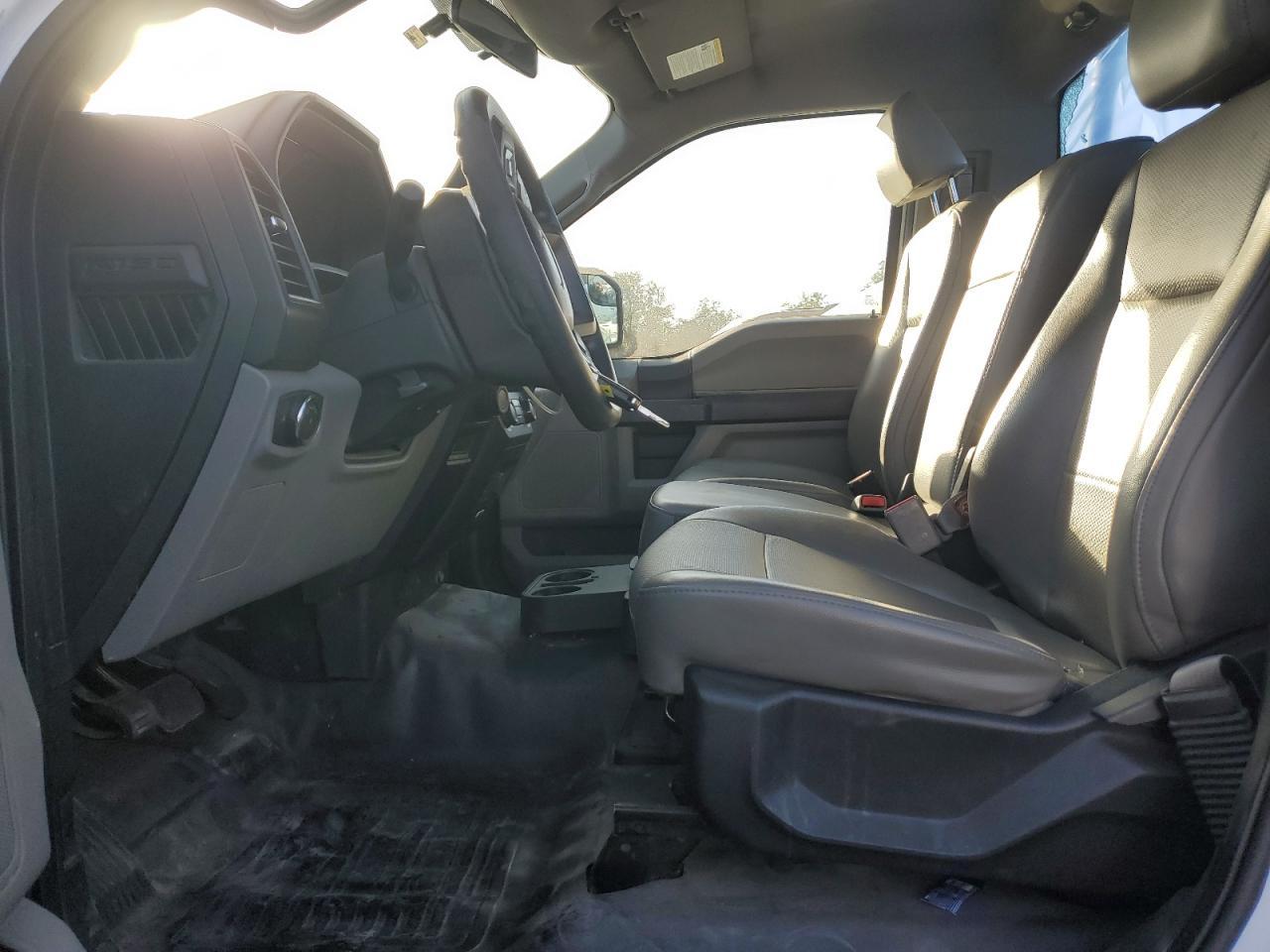 2016 FORD F150 - Фото 7