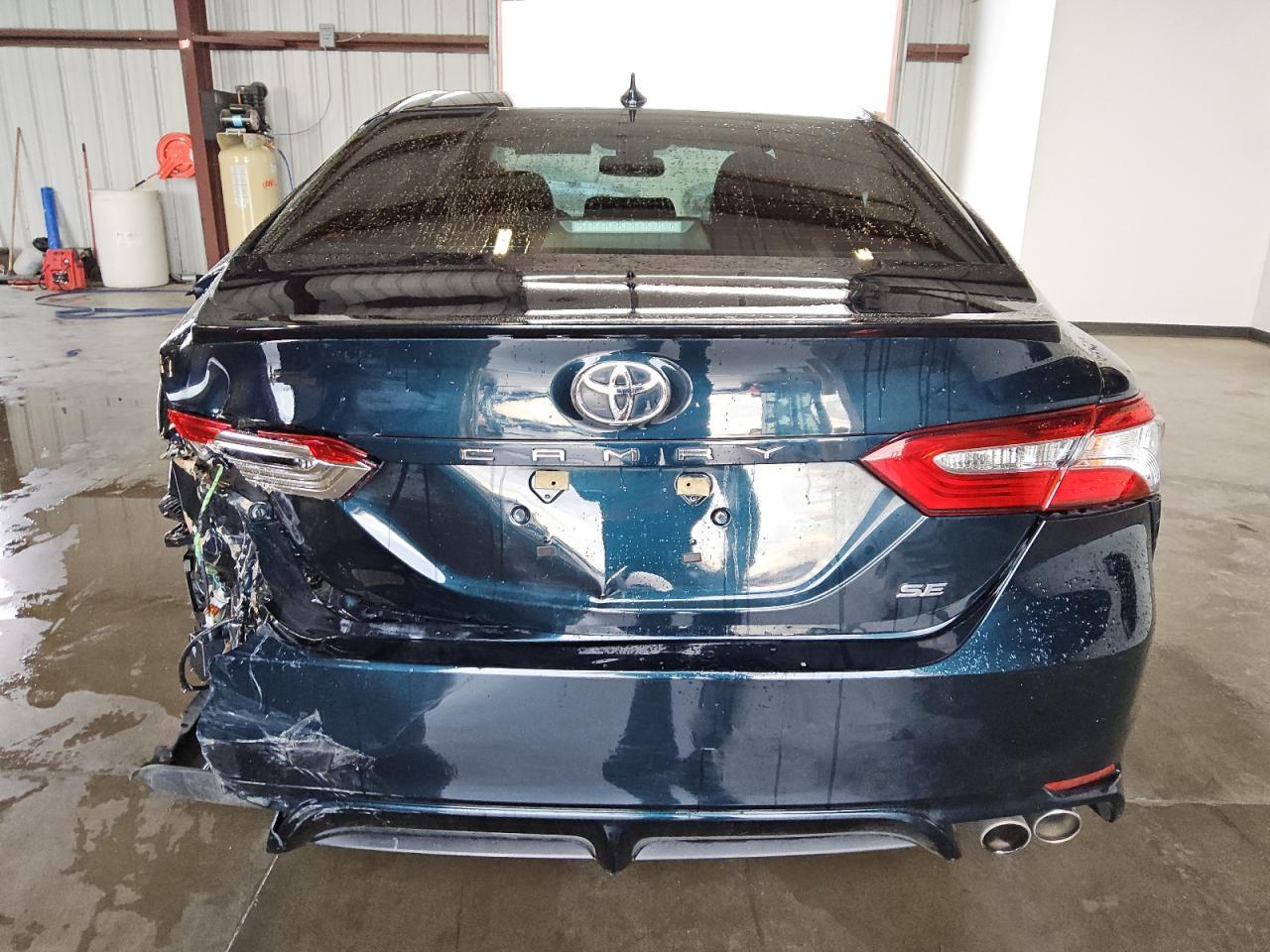2020 TOYOTA CAMRY SE - Image 6