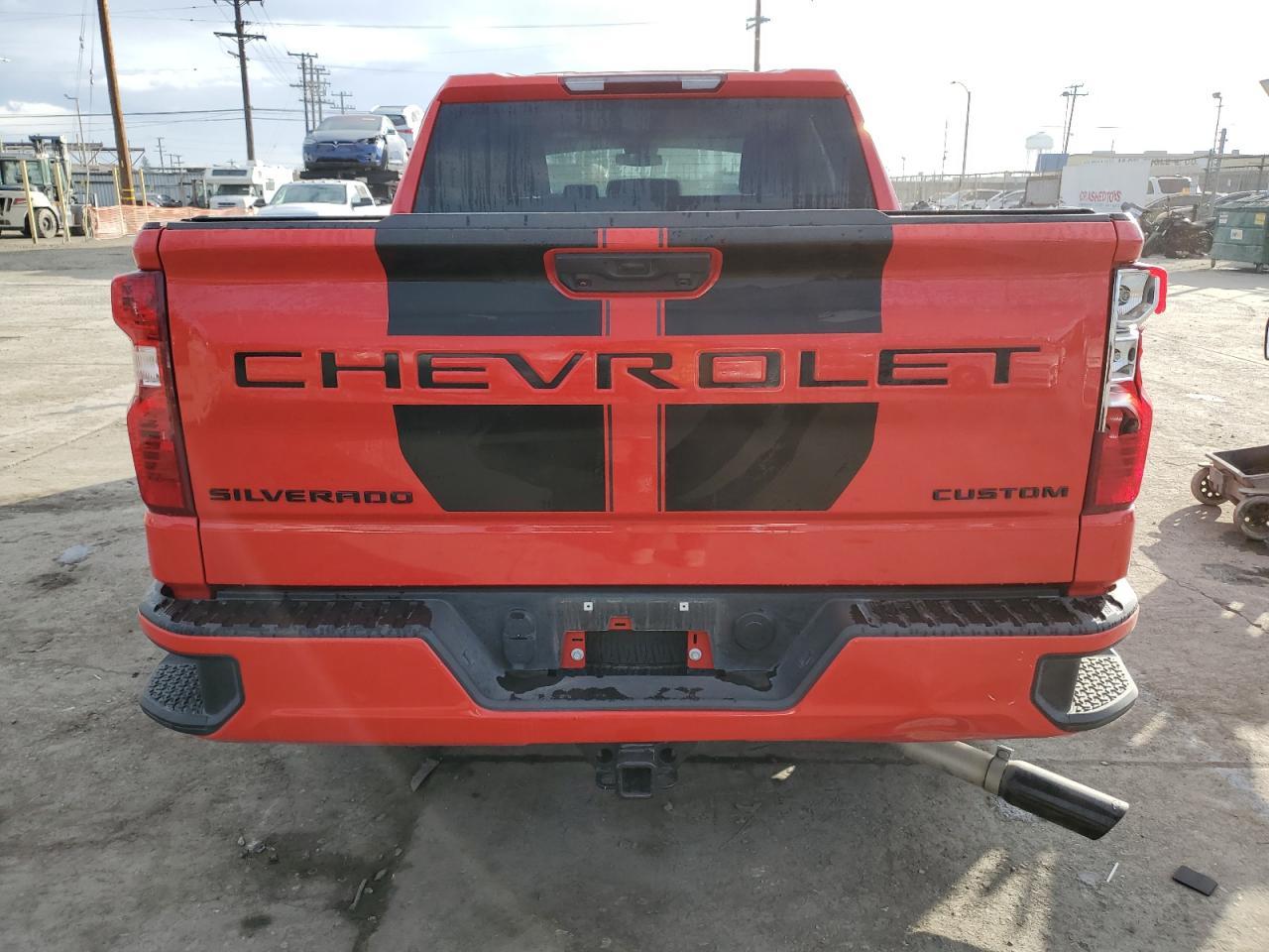2023 CHEVROLET SILVERADO - Image 6