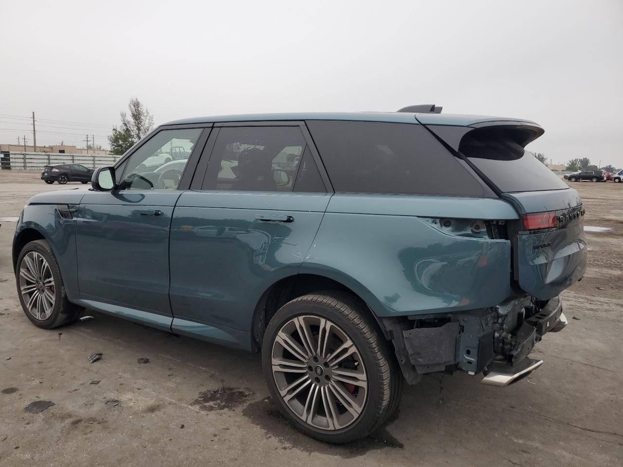 2023 LAND ROVER RANGE ROVE - Image 2