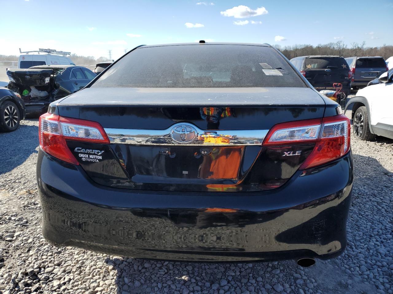 2014 TOYOTA CAMRY L - Фото 6