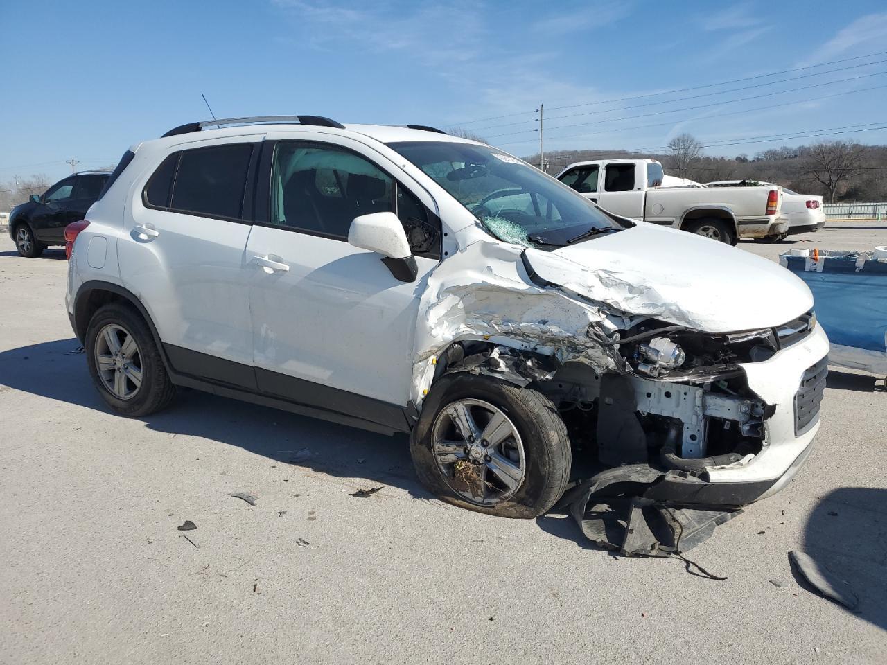 2021 CHEVROLET TRAX 1LT - Image 4