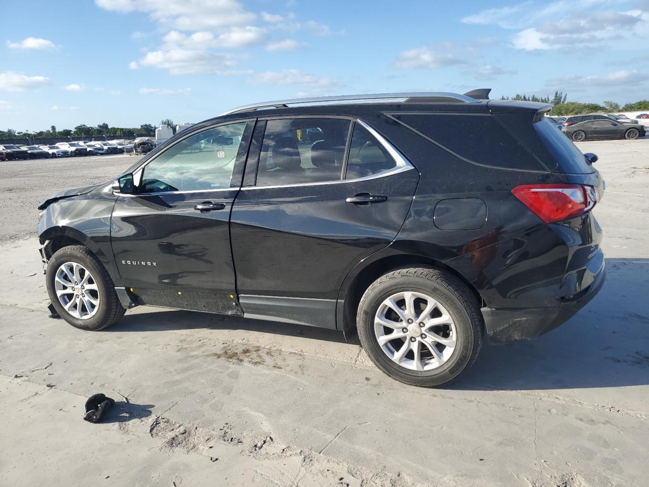 2019 CHEVROLET EQUINOX LT - Image 2