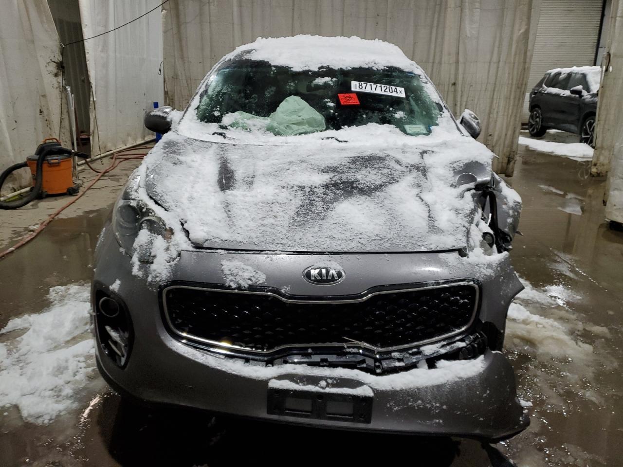 2017 KIA SPORTAGE L - Image 5