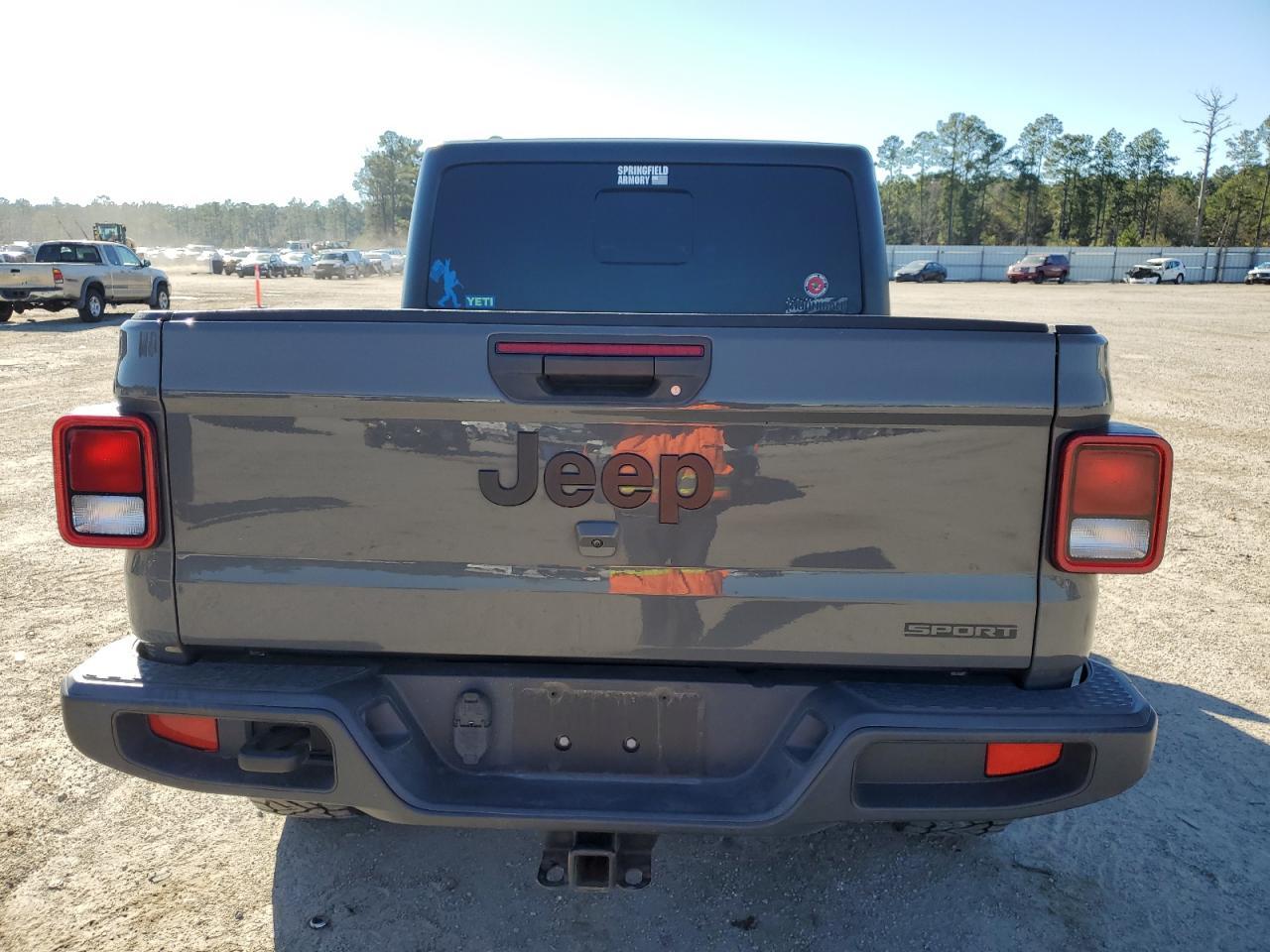 2020 JEEP GLADIATOR - Image 6