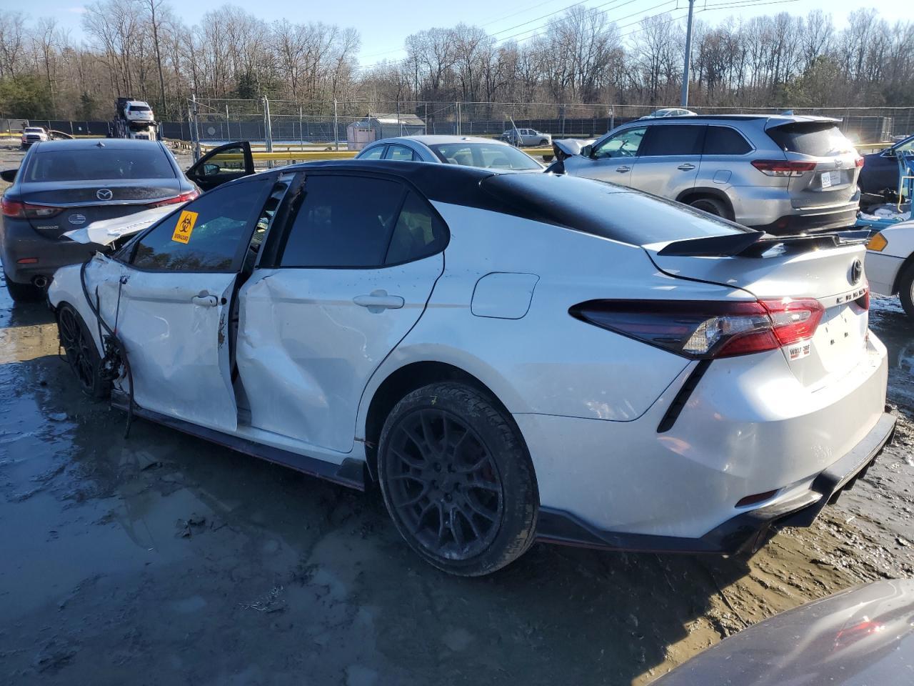 2023 TOYOTA CAMRY TRD - Фото 2