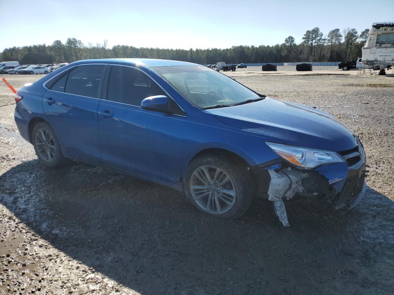 2017 TOYOTA CAMRY LE - Image 4