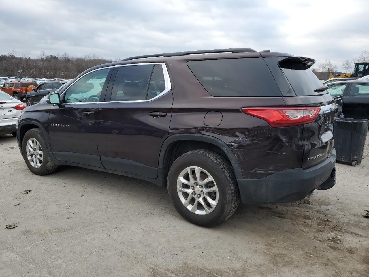 2021 CHEVROLET TRAVERSE L - Image 2