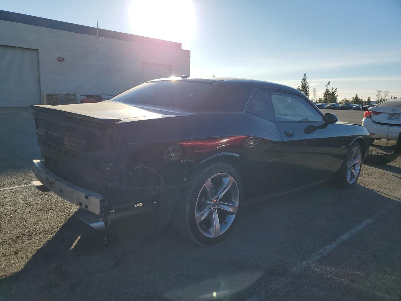 2015 DODGE CHALLENGER - Фото 3