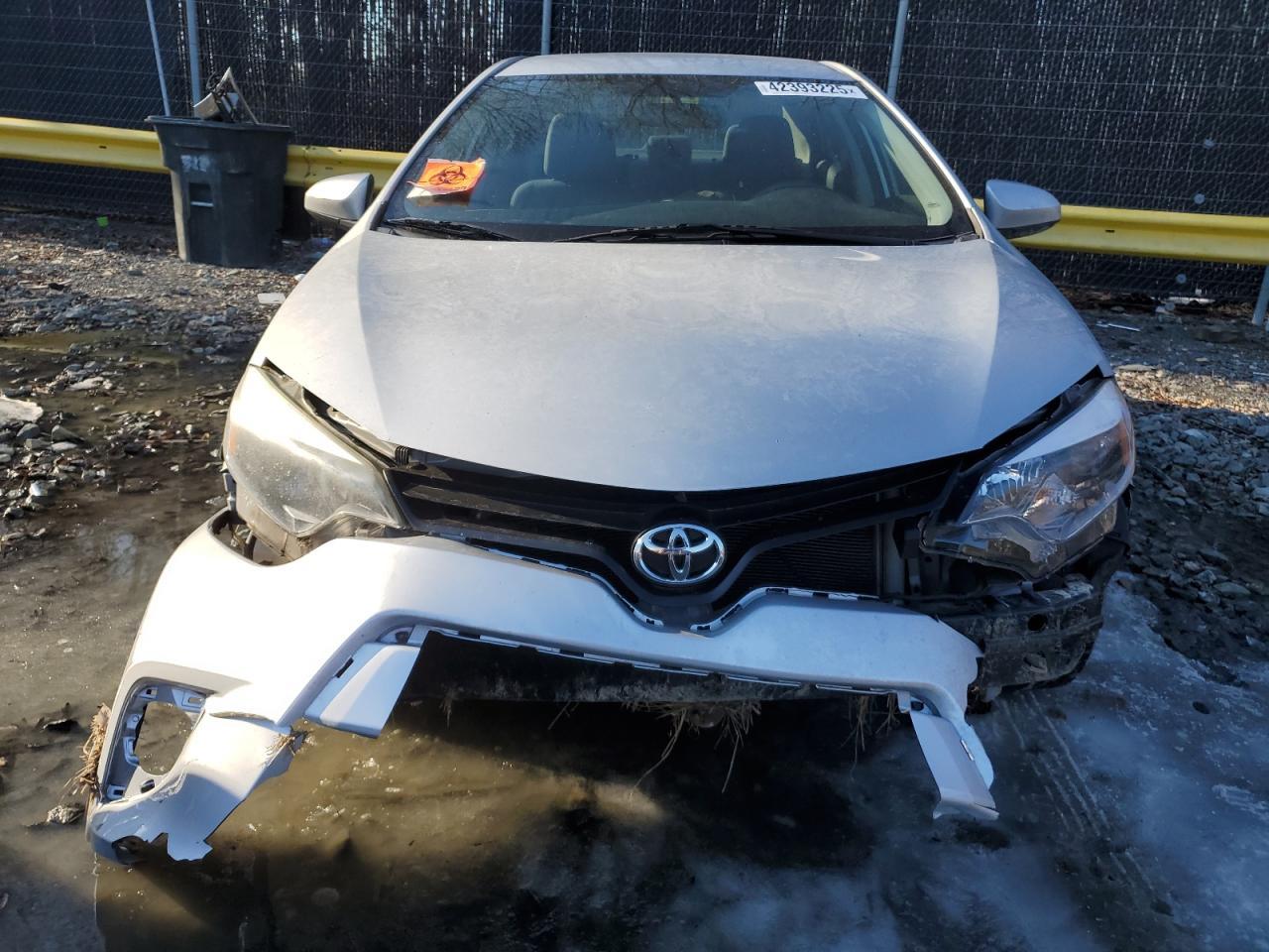 2015 TOYOTA COROLLA L - Фото 5