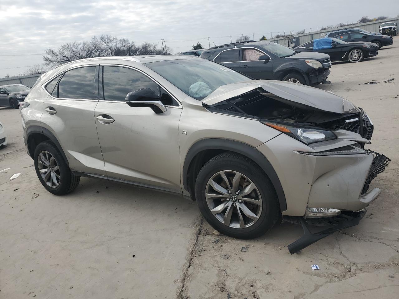 2015 LEXUS NX 200T - Image 4