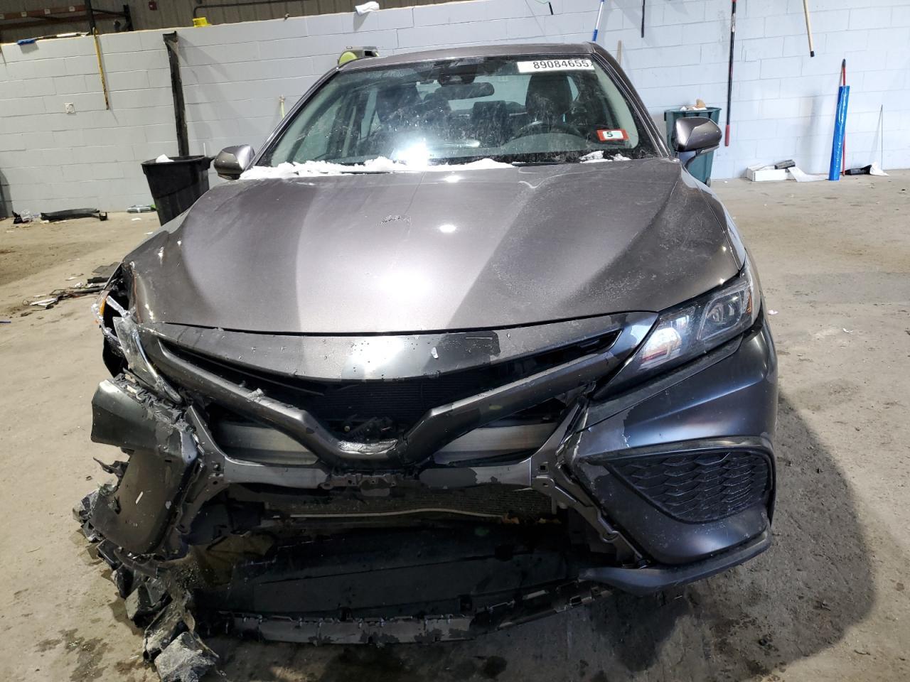 2021 TOYOTA CAMRY SE - Image 5