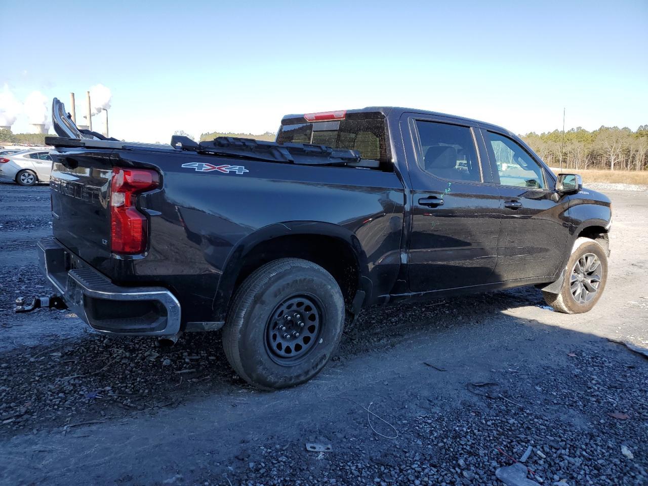 2023 CHEVROLET SILVERADO - Фото 3