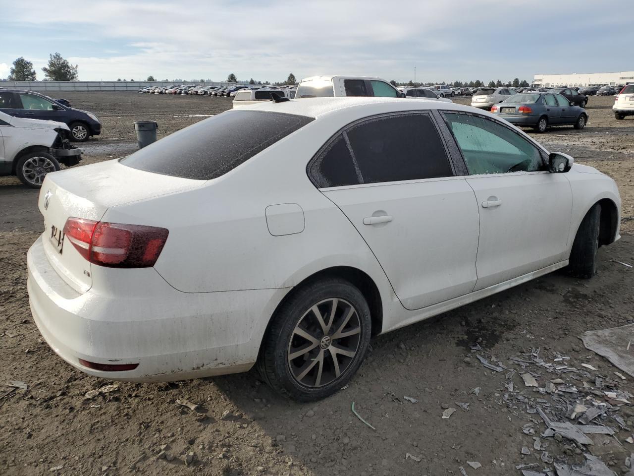 2017 VOLKSWAGEN JETTA SE - Фото 3