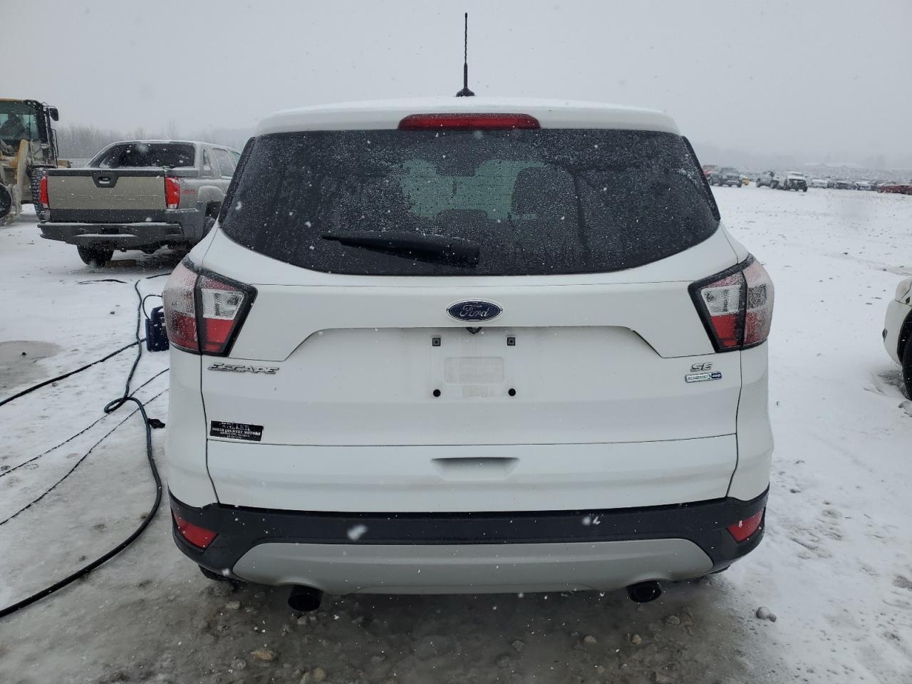 2017 FORD ESCAPE SE - Image 6