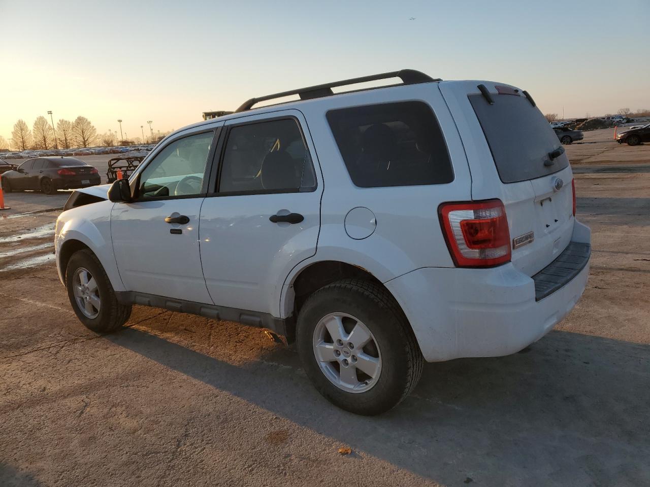 2012 FORD ESCAPE XLT - Фото 2
