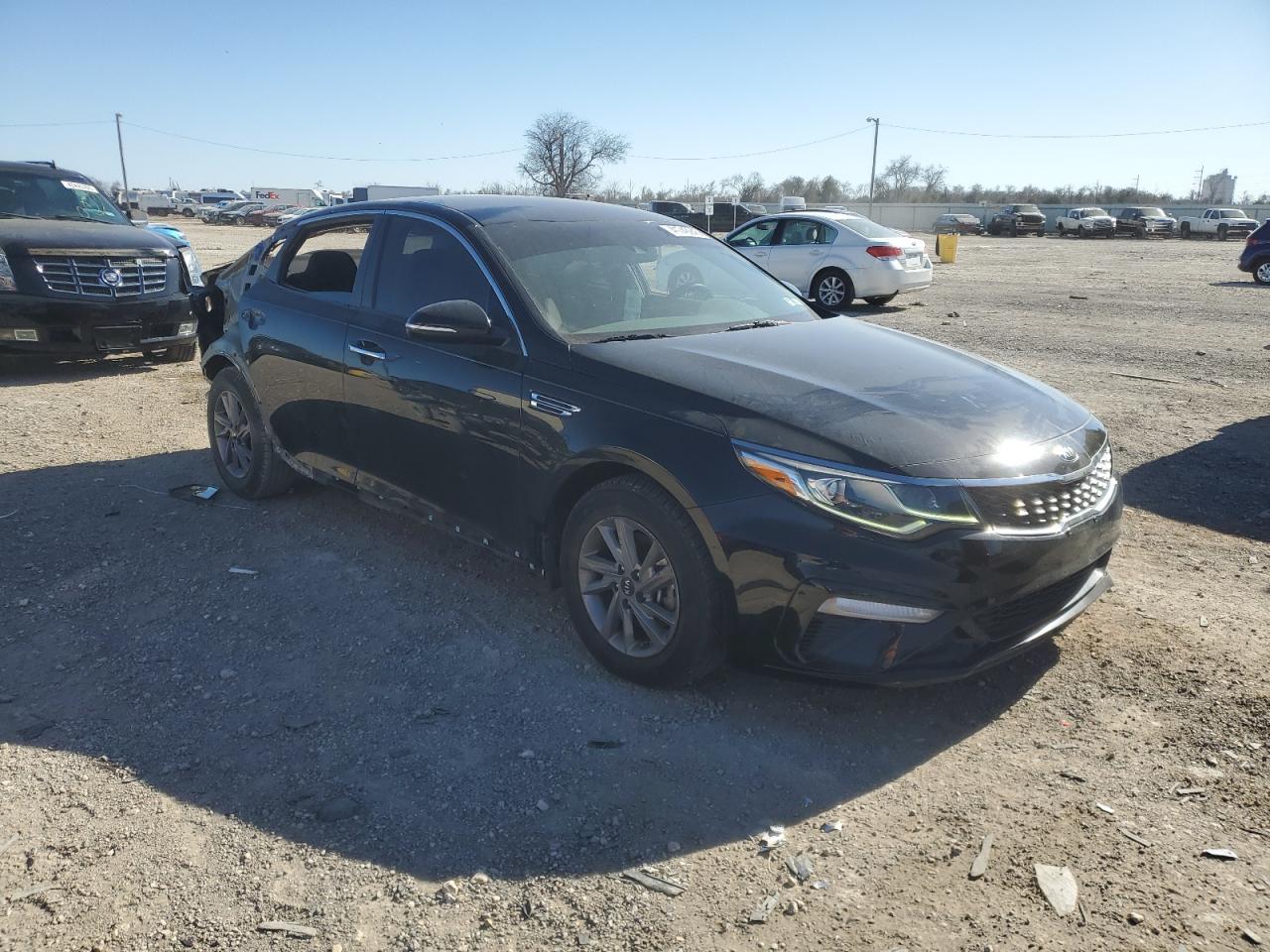 2020 KIA OPTIMA LX - Image 4