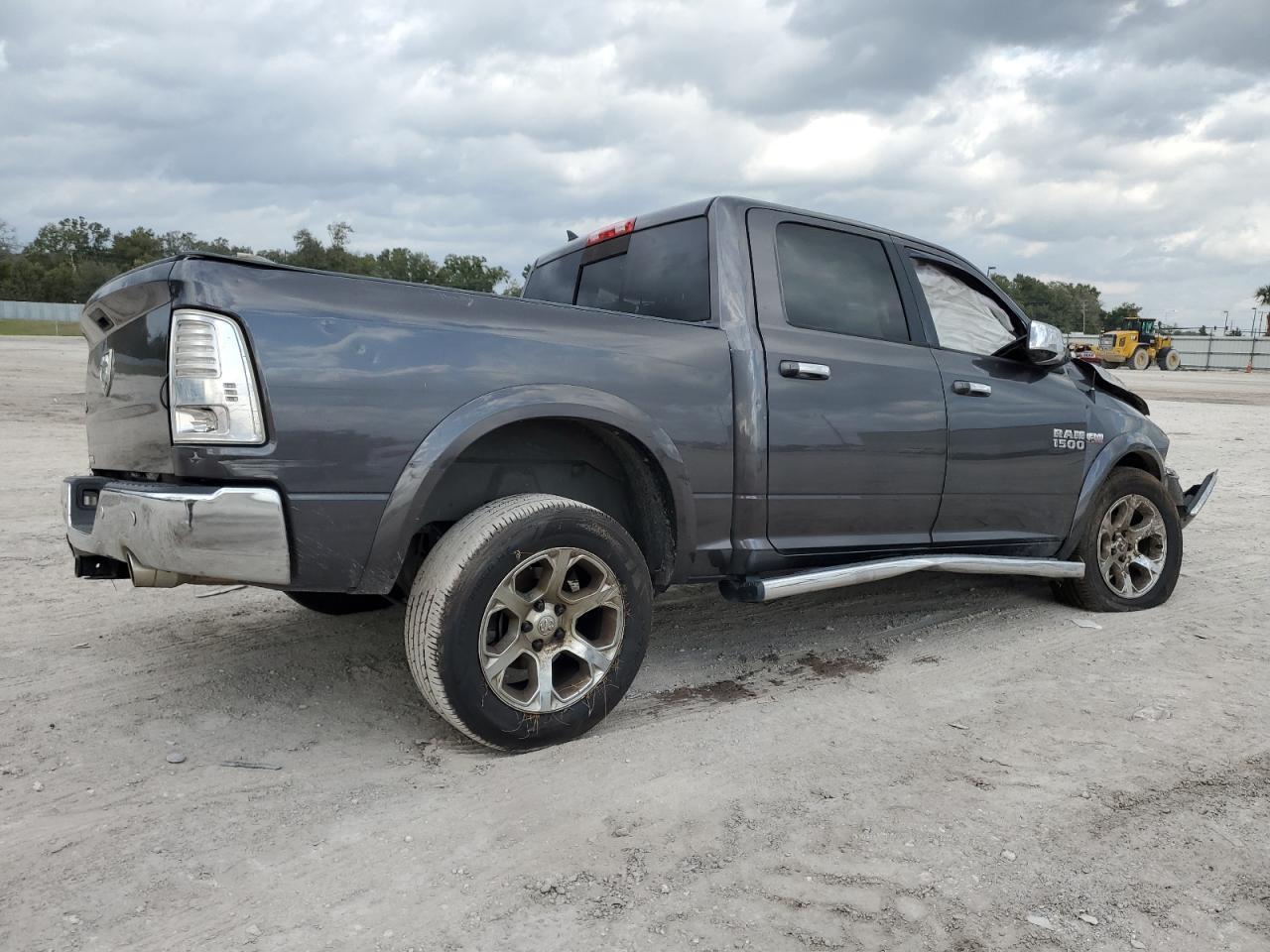 2017 RAM 1500 LARAM - Image 3