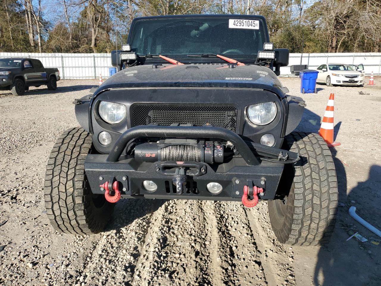 2015 JEEP WRANGLER U - Фото 5