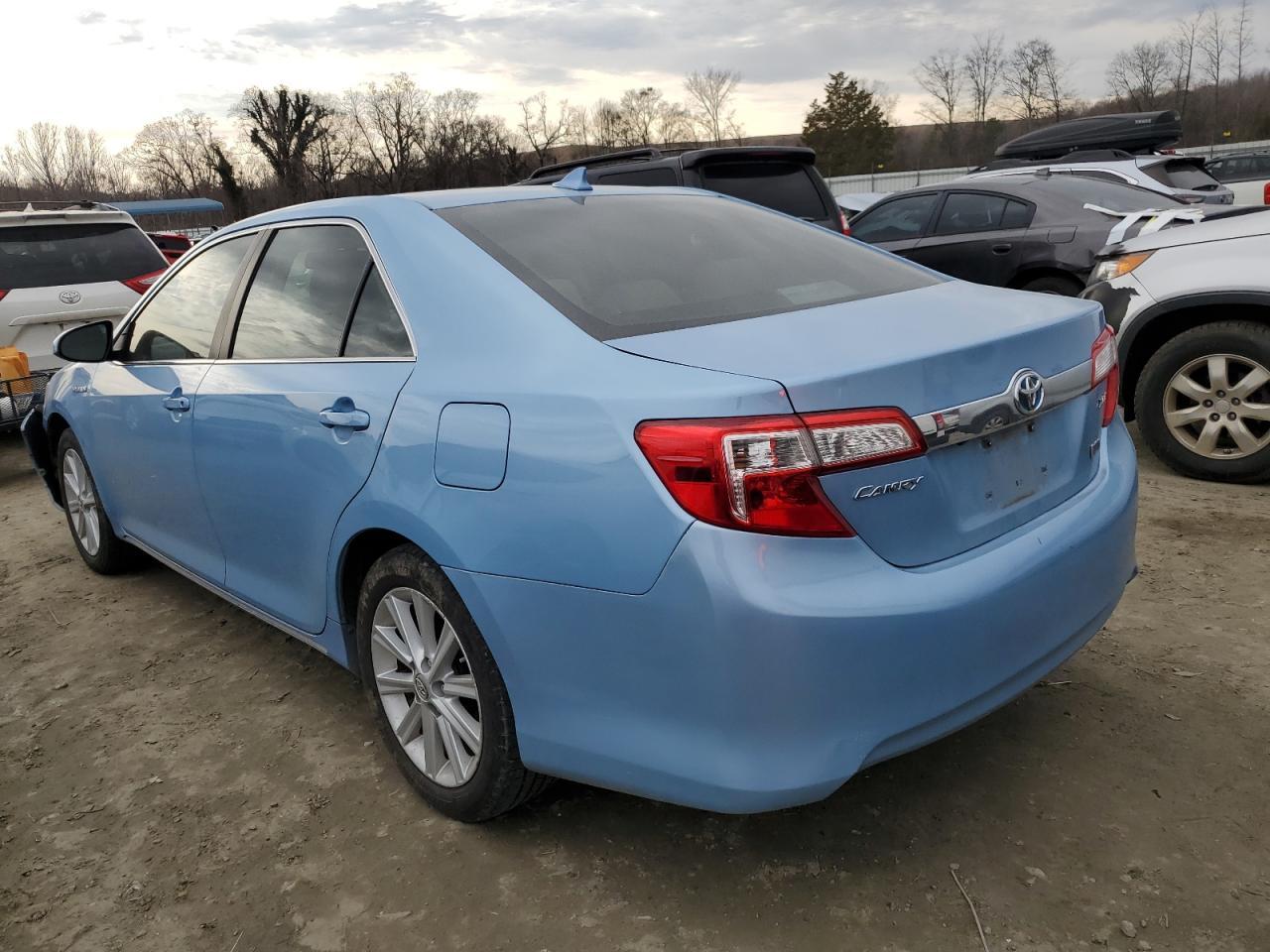 2012 TOYOTA CAMRY HYBR - Фото 2