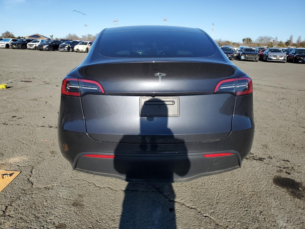 2024 TESLA MODEL Y - Image 6