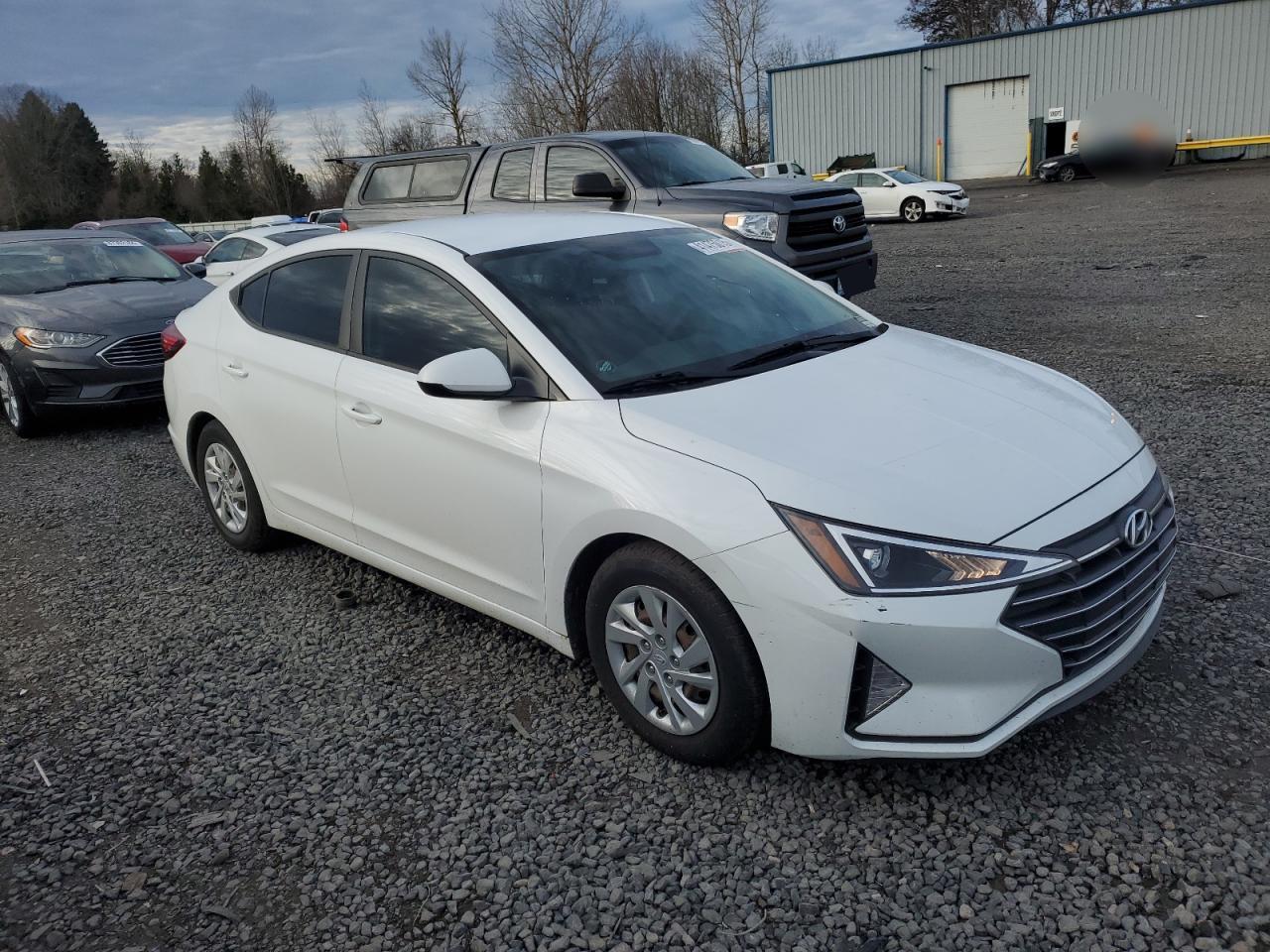 2019 HYUNDAI ELANTRA SE - Фото 4