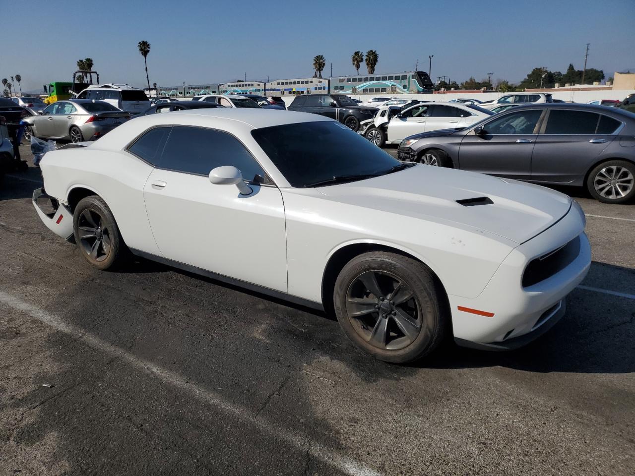 2016 DODGE CHALLENGER - Image 4