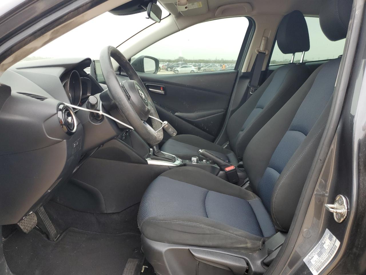 2020 TOYOTA YARIS LE - Image 7