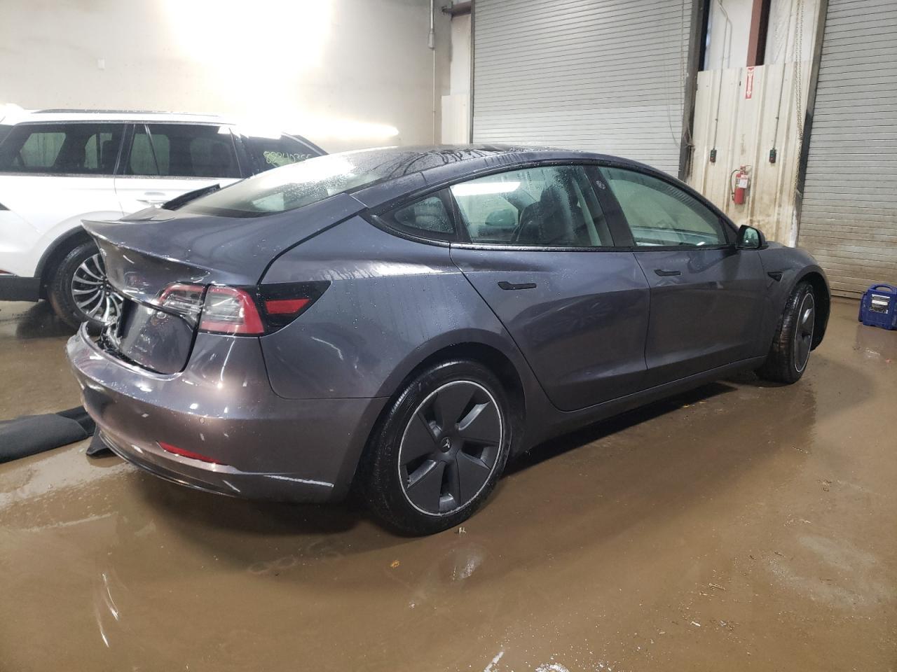 2022 TESLA MODEL 3 - Image 3