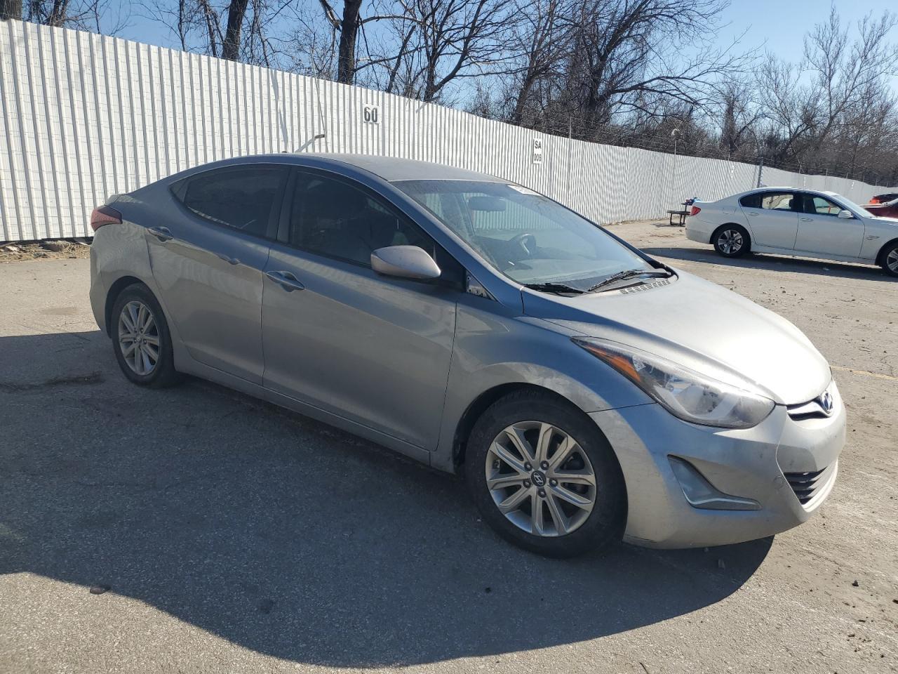 2015 HYUNDAI ELANTRA SE - Фото 4
