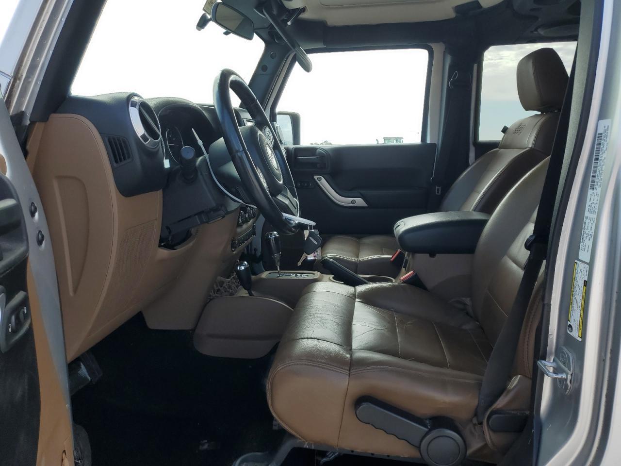 2012 JEEP WRANGLER U - Image 7