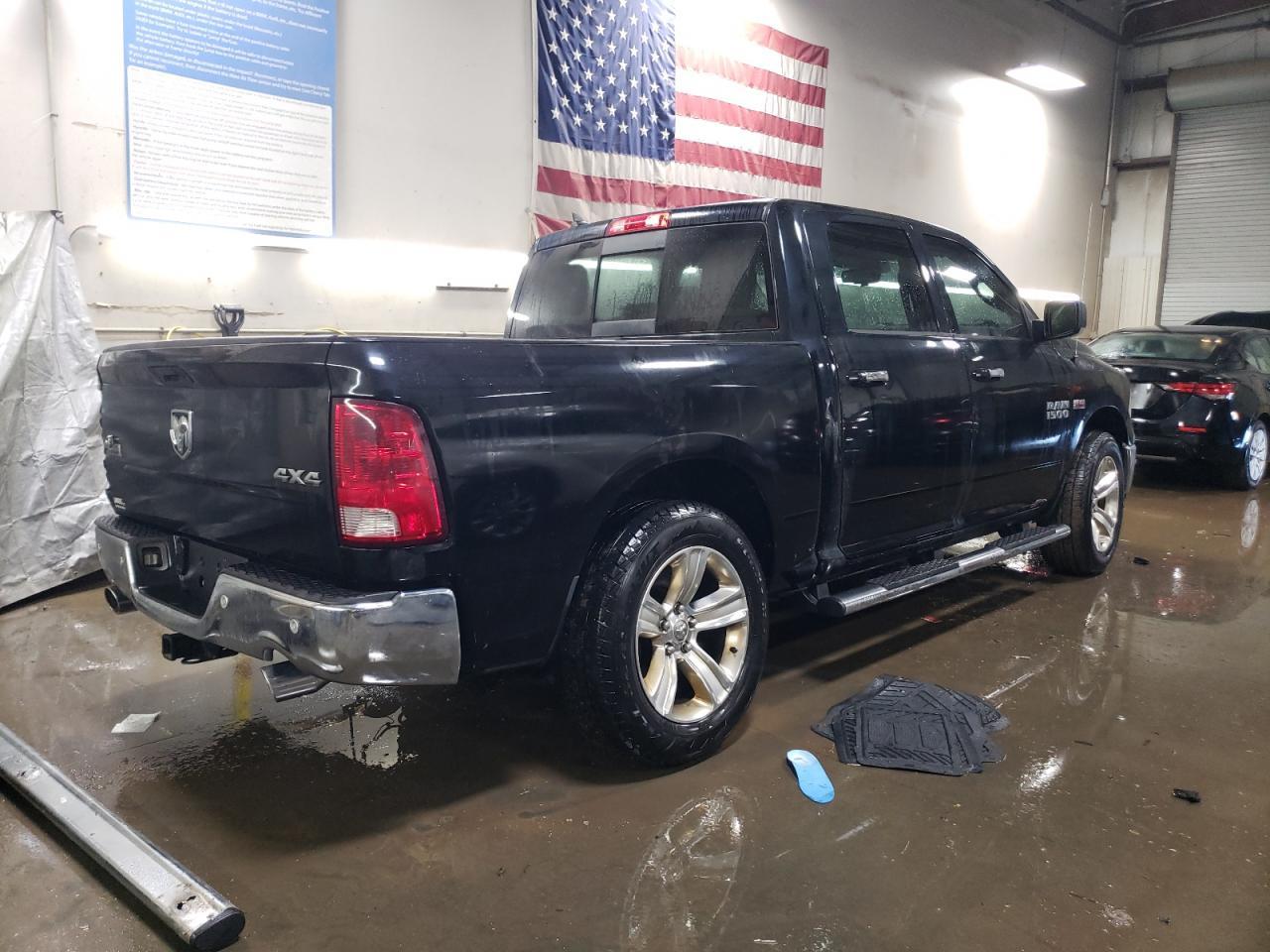 2014 RAM 1500 SLT - Фото 3