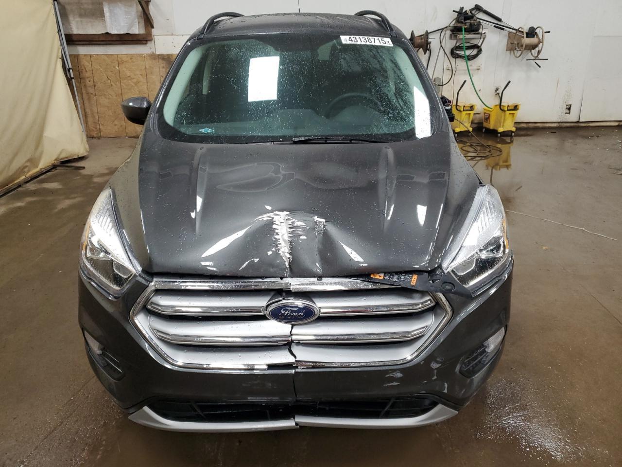 2017 FORD ESCAPE SE - Image 5