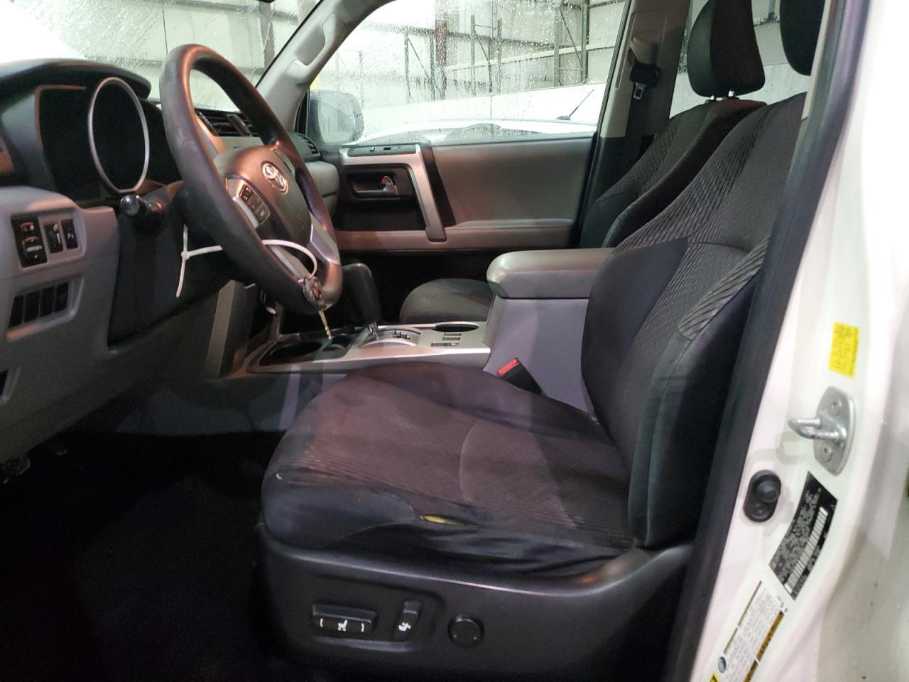 2011 TOYOTA 4RUNNER SR - Image 7