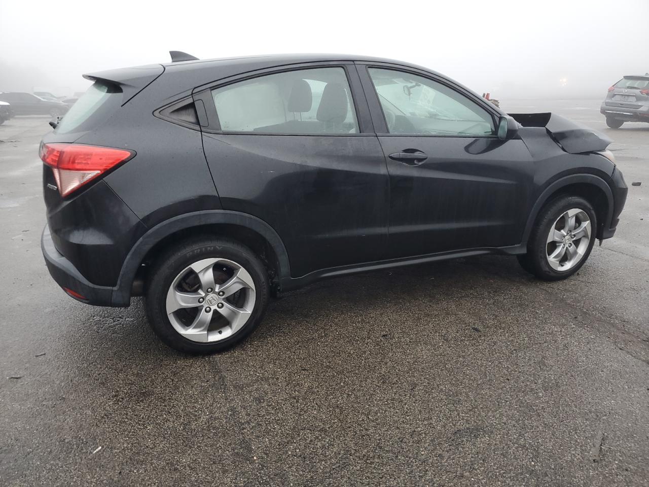 2018 HONDA HR-V LX - Image 3
