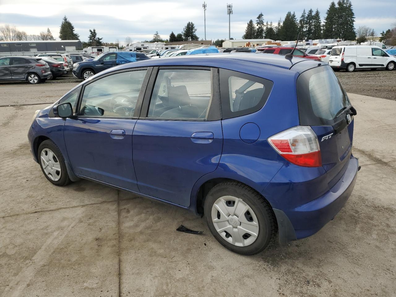 2013 HONDA FIT - Фото 2