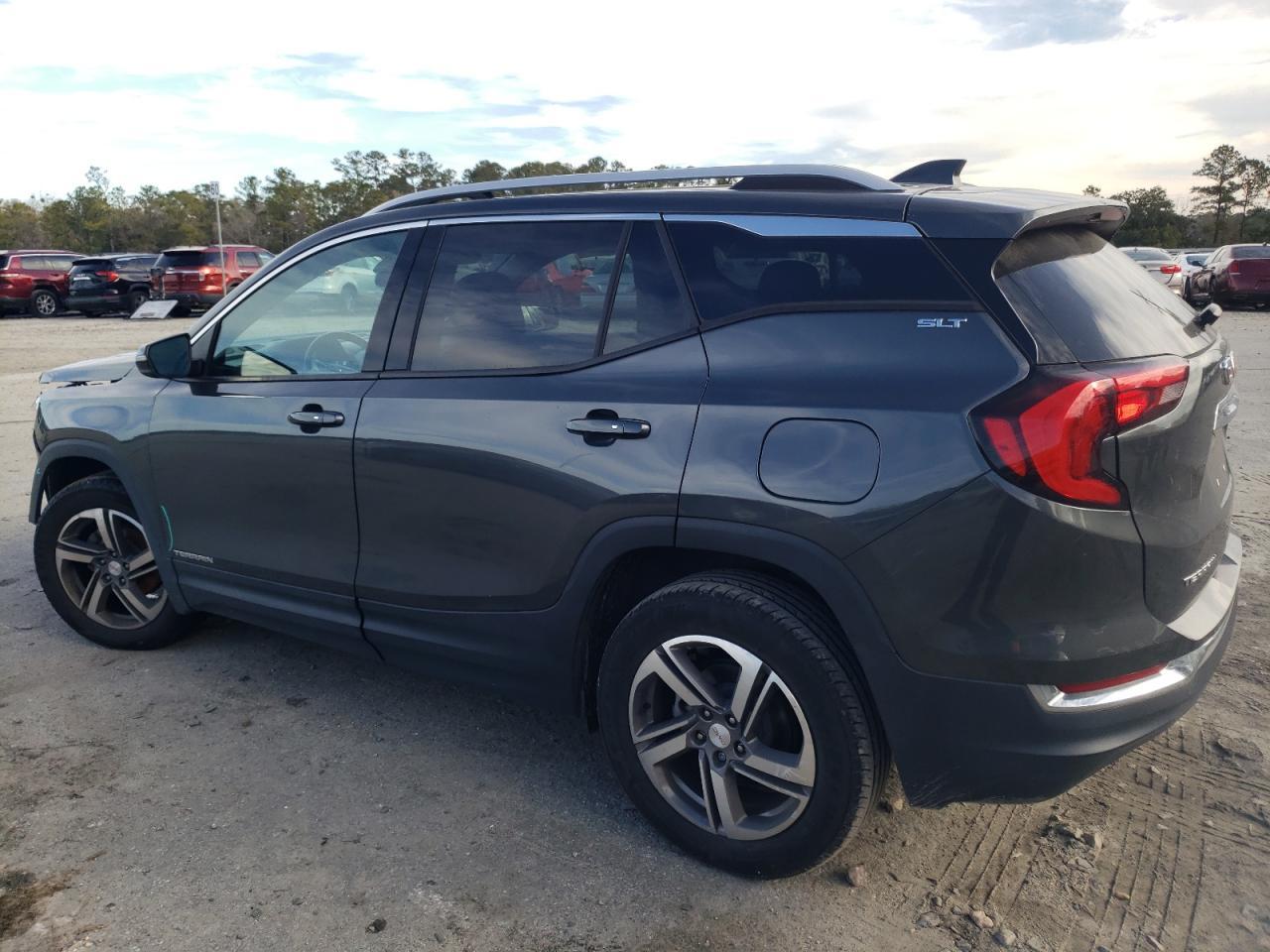 2021 GMC TERRAIN SL - Фото 2