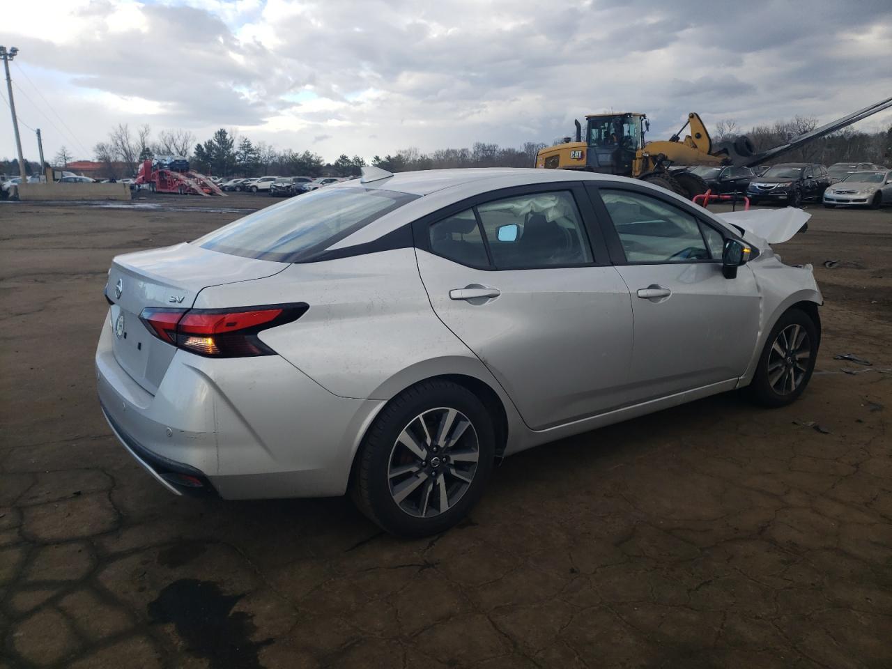 2021 NISSAN VERSA SV - Image 3