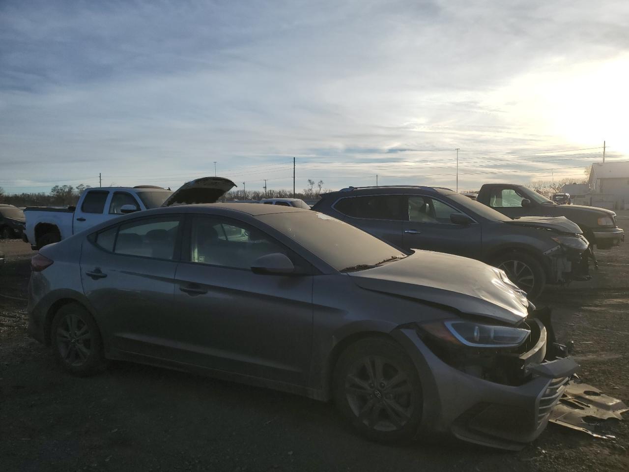 2018 HYUNDAI ELANTRA SE - Фото 4