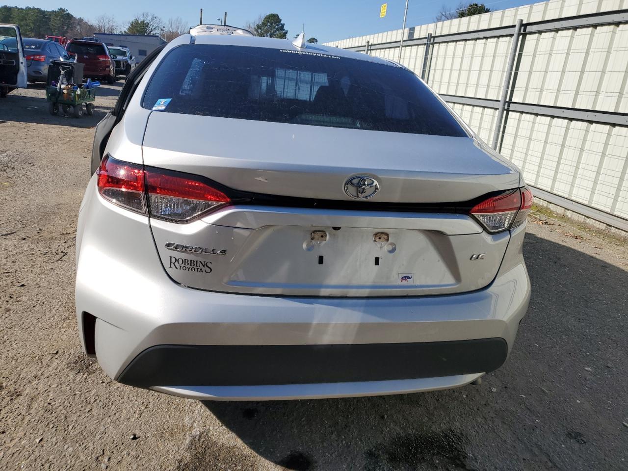 2020 TOYOTA COROLLA LE - Image 6