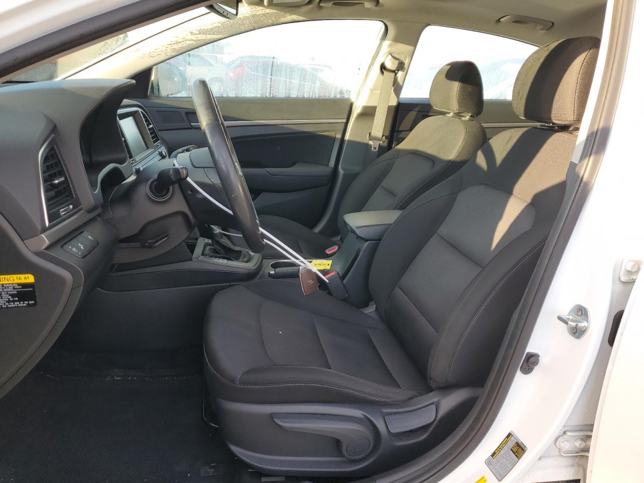 2018 HYUNDAI ELANTRA SE - Фото 7