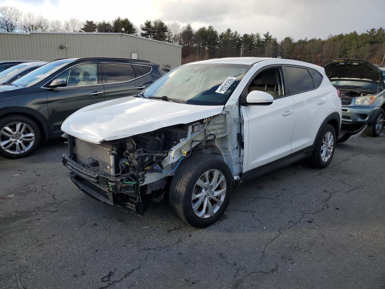 2019 HYUNDAI TUCSON SE